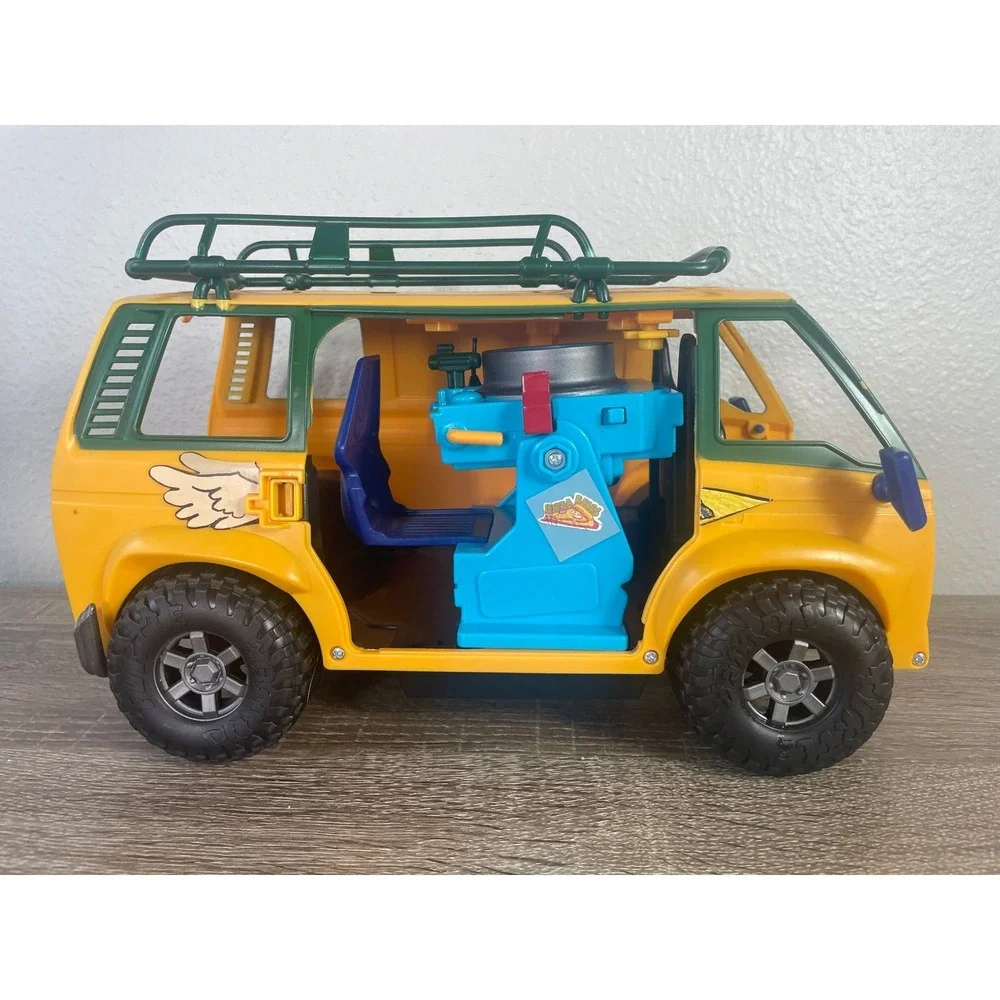 TMNT Mutant Mayhem Pizza Fire Van Playmates 2023 Ninja‎ Turtles Vehicle